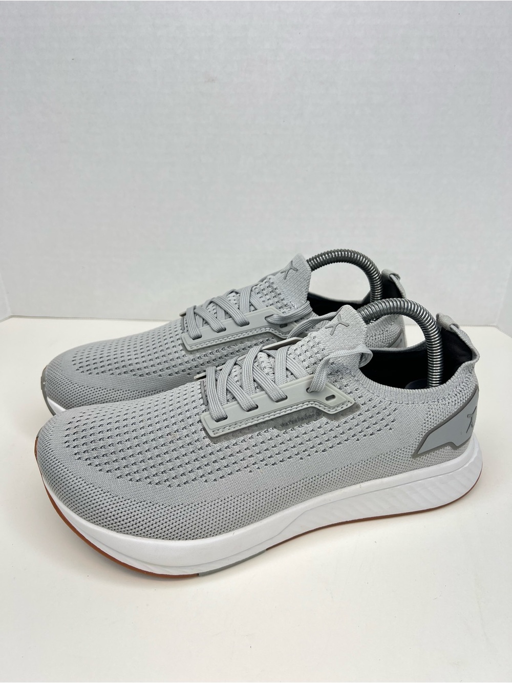 Flux Adapt Knit Runners Waterproof Womens Sz 9 Grey/White Worn 1X Like New!
